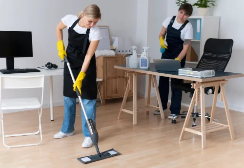 Nettoyage de bureau professionnel à Saint-Denis-de-l'Hôtel